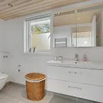 3 Bedroom Beautiful In Feriehus