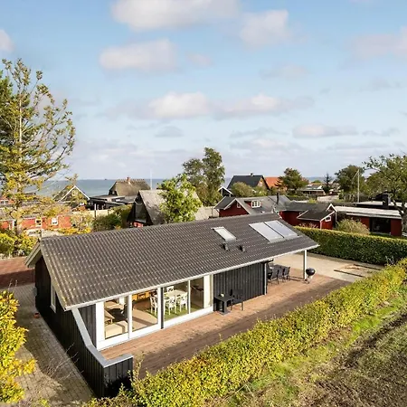 3 Bedroom Beautiful In *