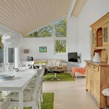 3 Bedroom Beautiful In * オテルプ